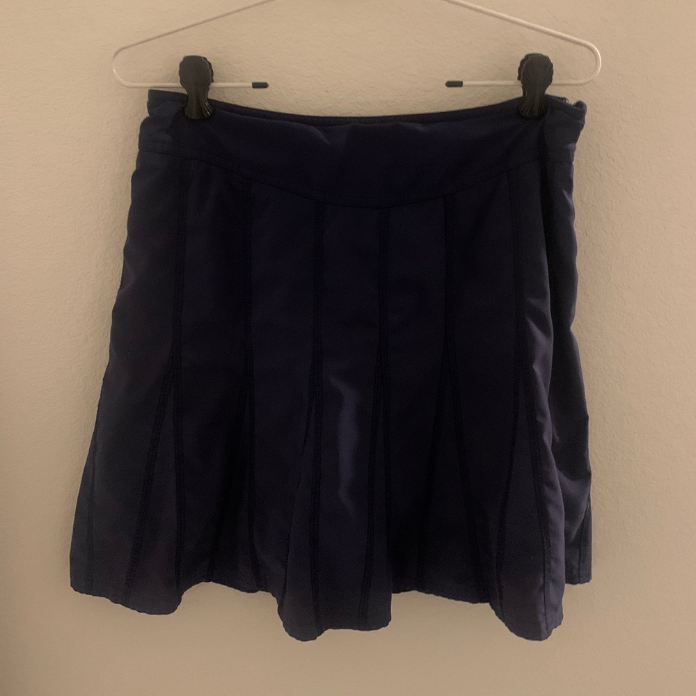 Athleta navy skort.